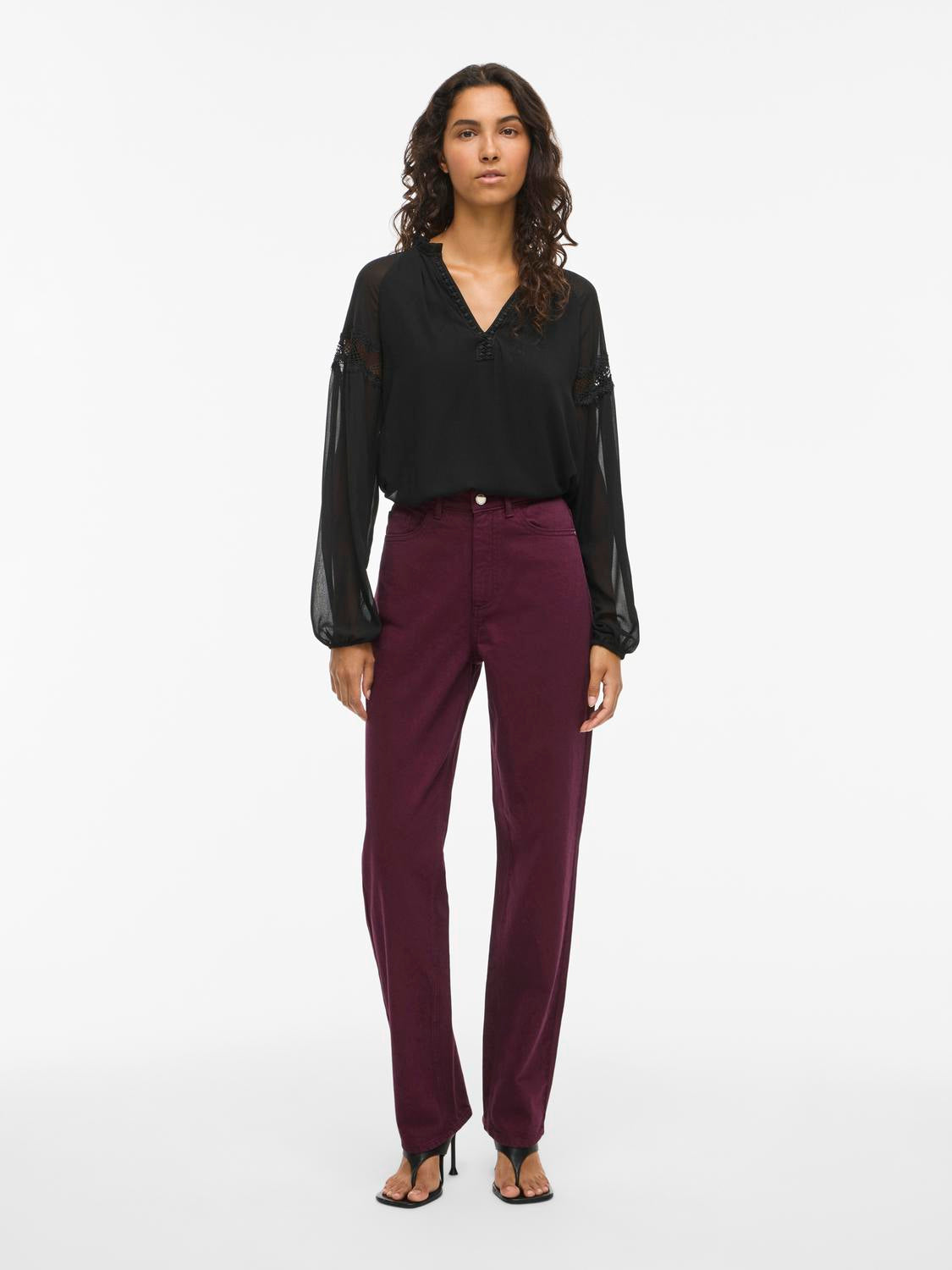 model_shot-front_full